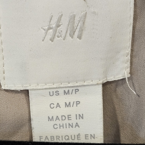 NWOT Oversized Plaid Blazer with Red Accents - Picture 3 of 3